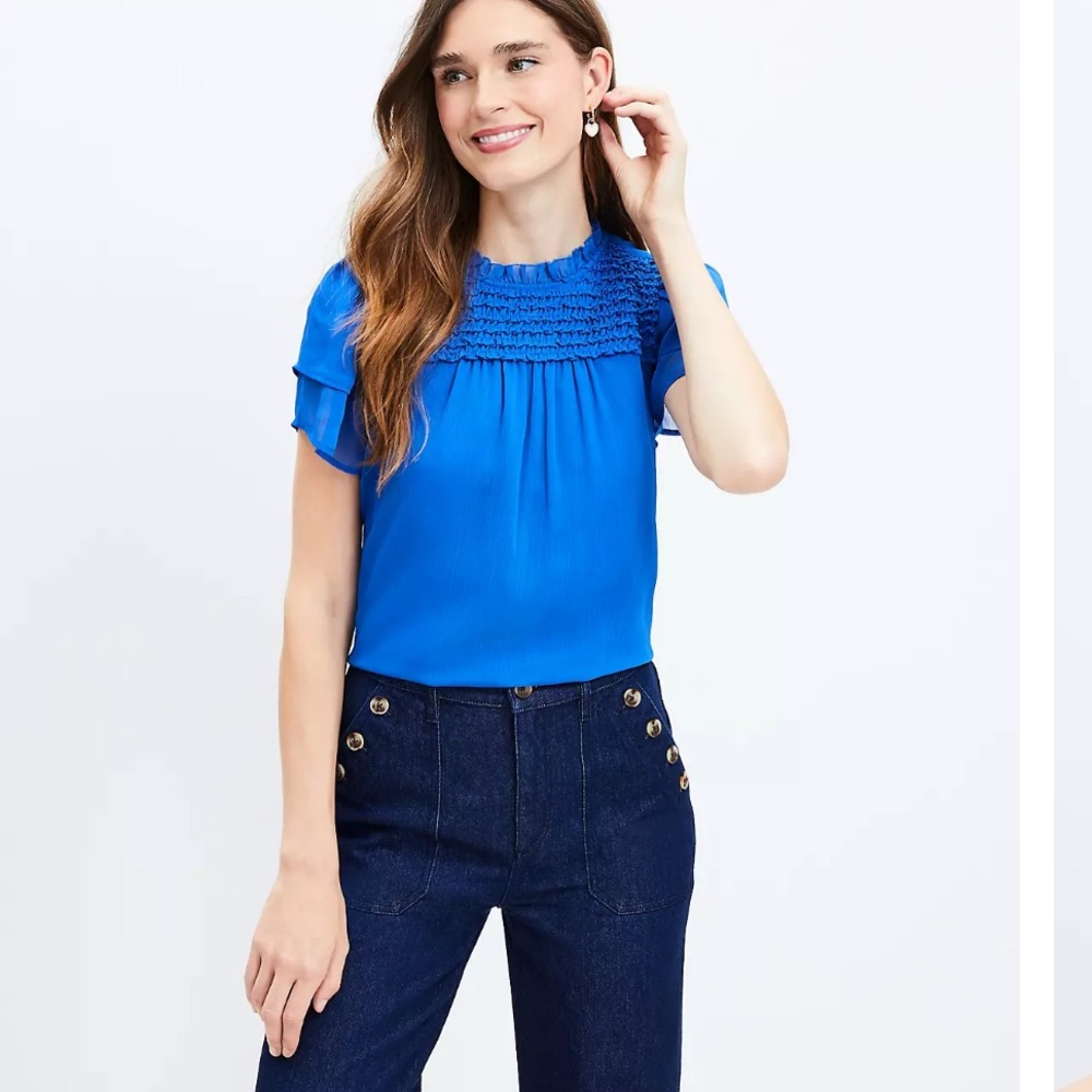 Blue Ruffled flutter sleeve top